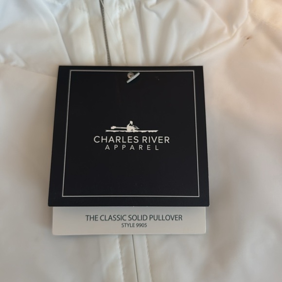 Classic pullover - Picture 2 of 2